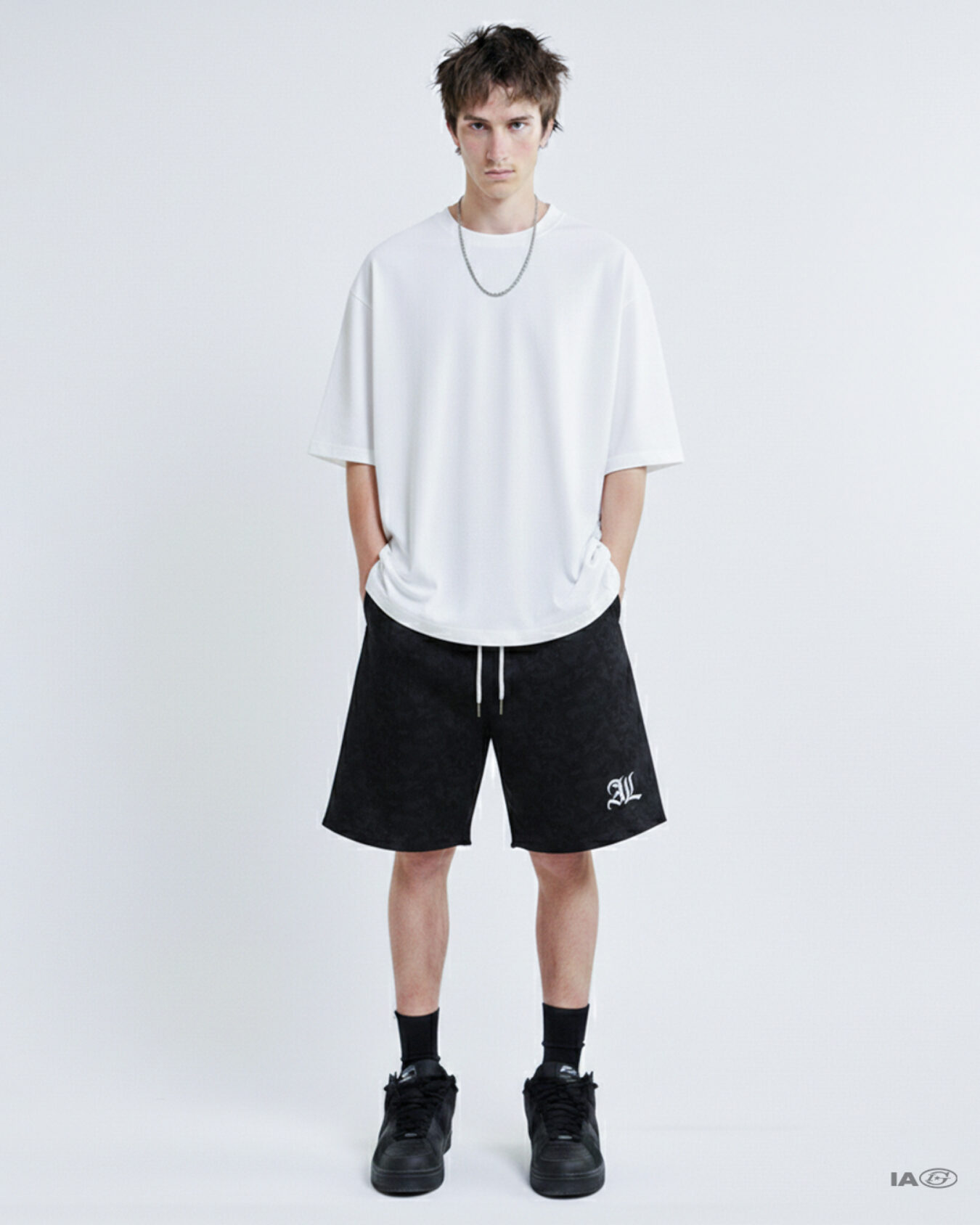 SHORT CAMVFLADO NEGRO