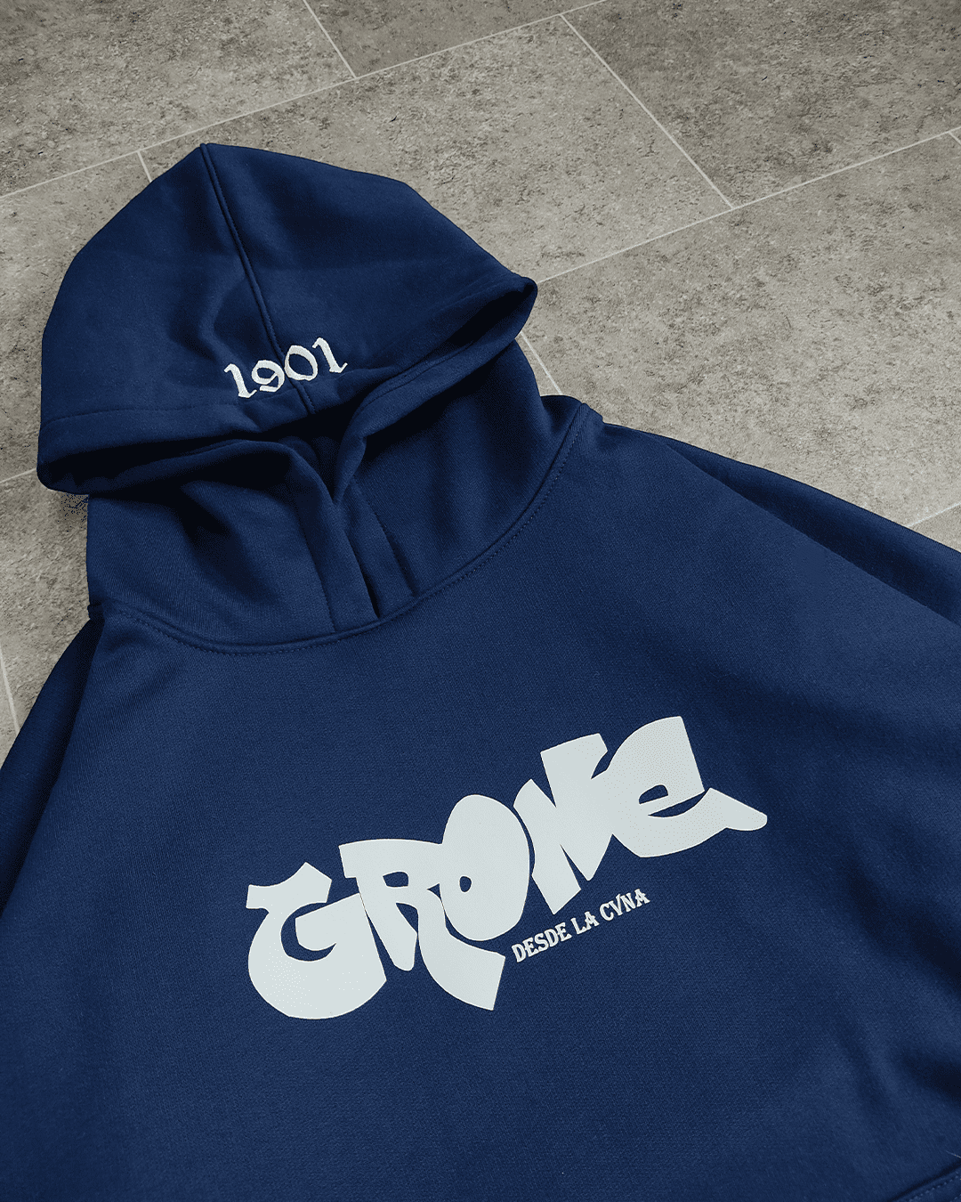 HOODIE 